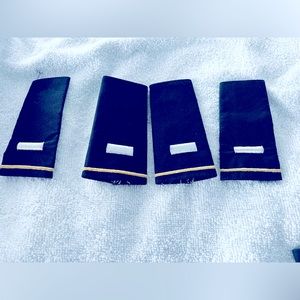 Men’s US Army ASU shoulder boards for button down shirt.